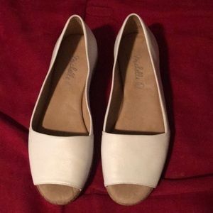 Michelle D womens 6 medium‎ slip on shoes Q8